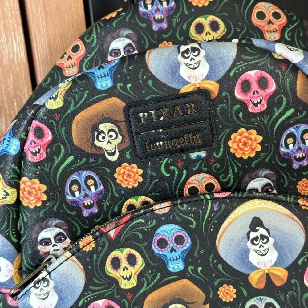 Loungefly Disney Pixar Coco Skulls Mini Backpack dia de los muertos halloween